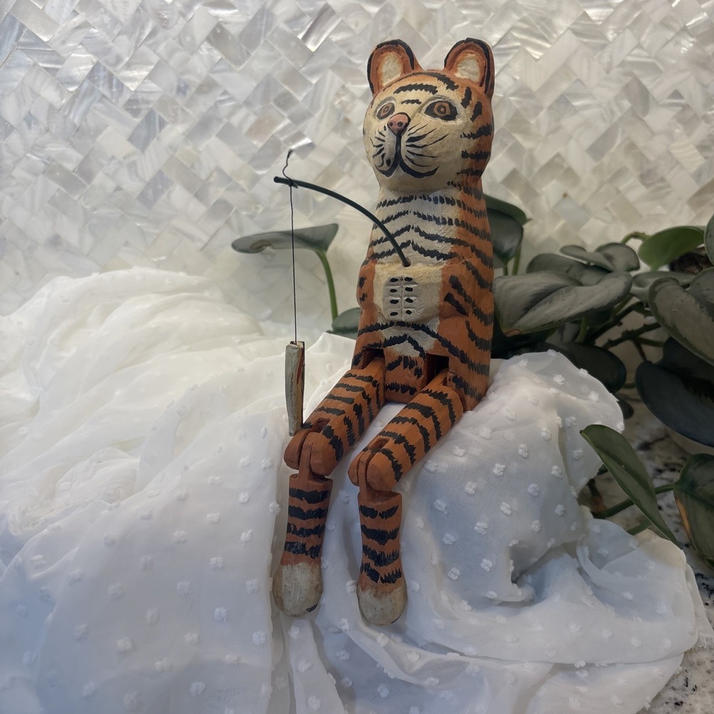 Vtg Folk Art Hand Painted/Carved Tiger Cat Fish Shelf Sitter Articulated Joints